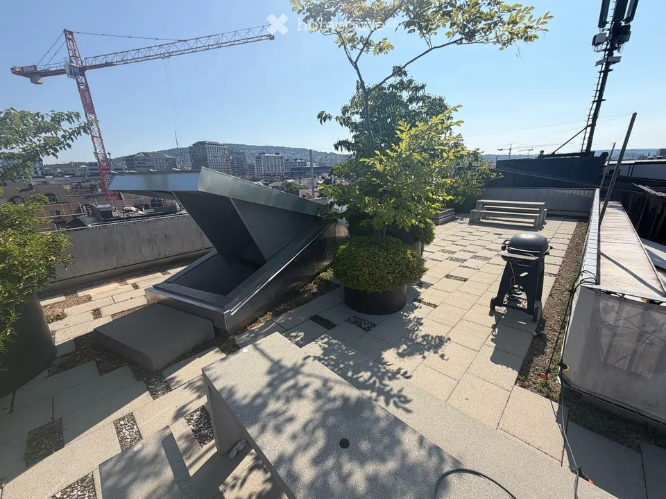 Grosszügige Neubauwohnung mitten in Zürich