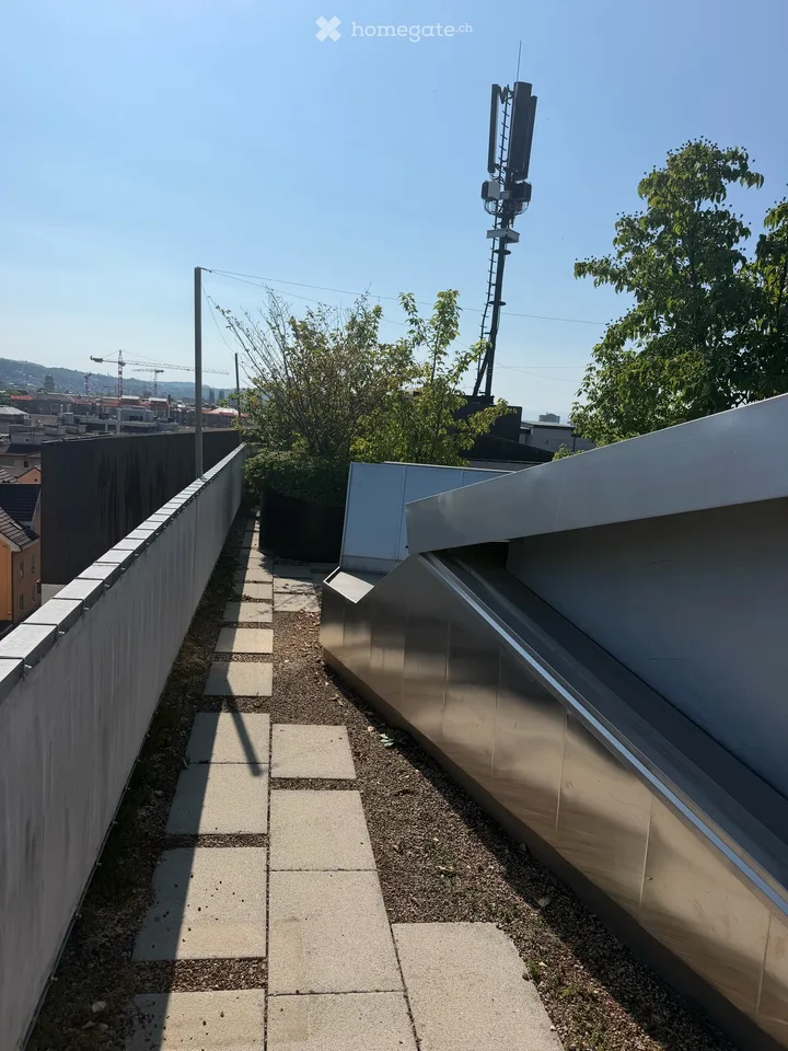 Grosszügige Neubauwohnung mitten in Zürich