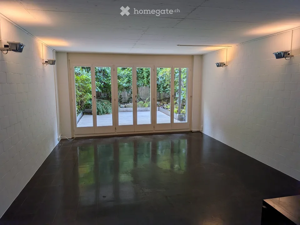 Space for quiet business in central location