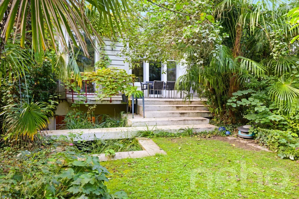 Villa di città elegante nel quartiere popolare di Bachletten