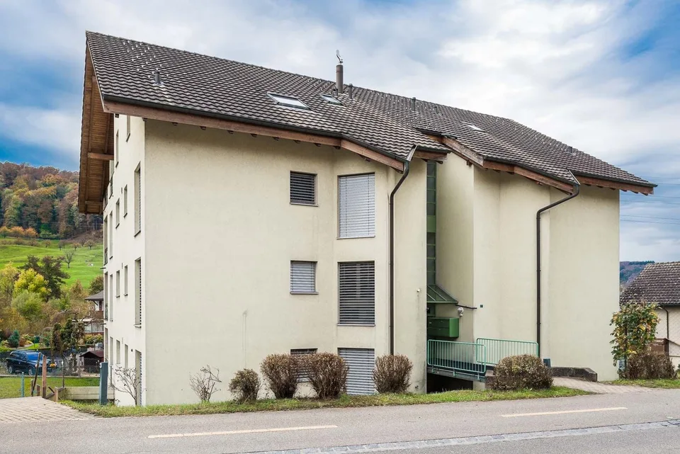 Affascinante appartamento duplex di 3,5 locali a Ormalingen – foto 9 di 9