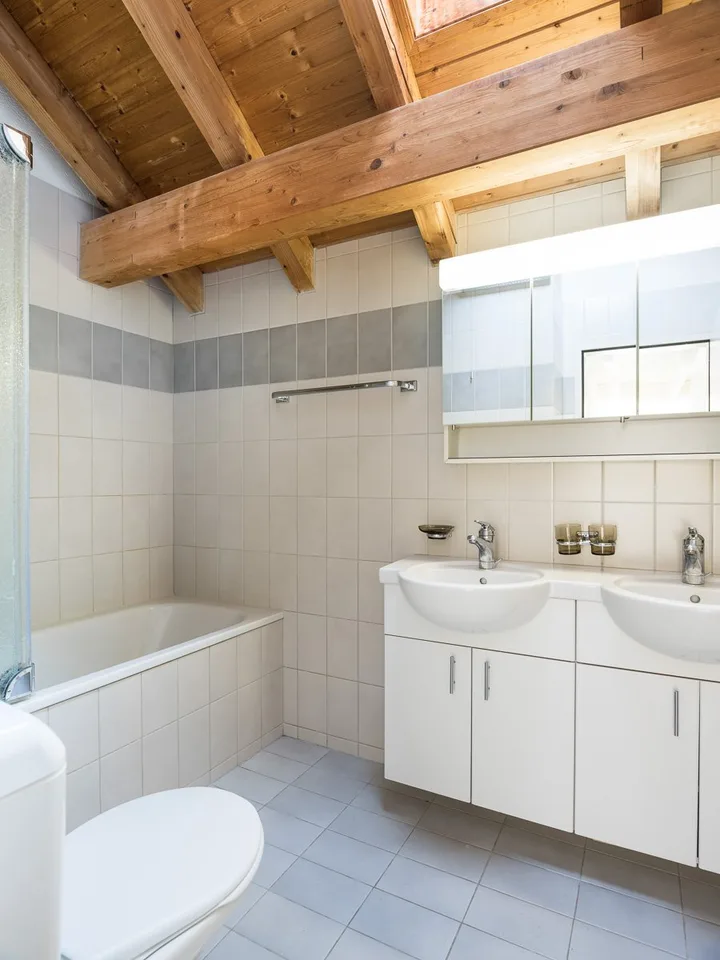 Affascinante appartamento duplex di 3,5 locali a Ormalingen – foto 6 di 9
