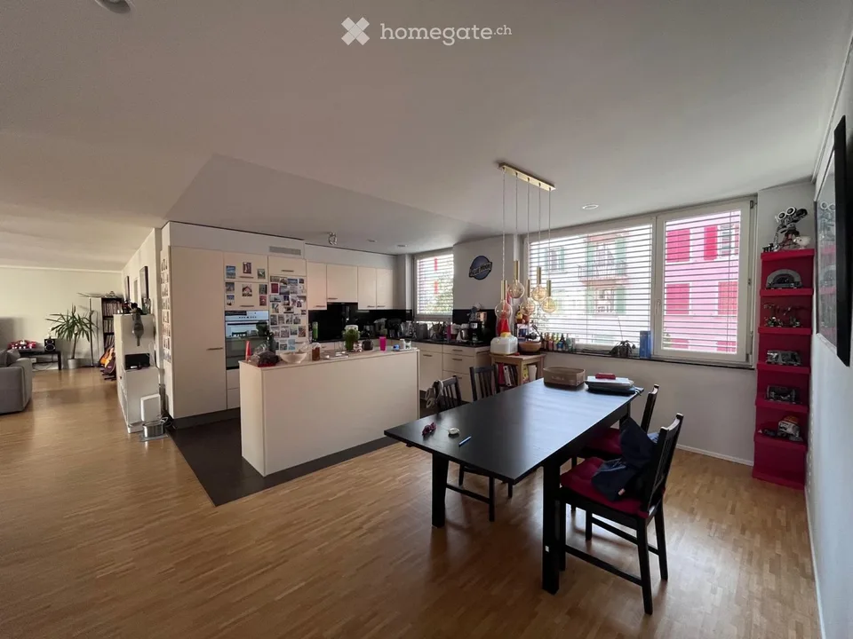 Appartement spacieux de 4.5 pièces à Bienne