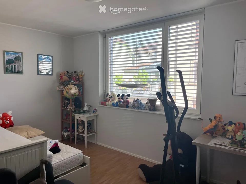 Spacious 4.5-room apartment in Biel