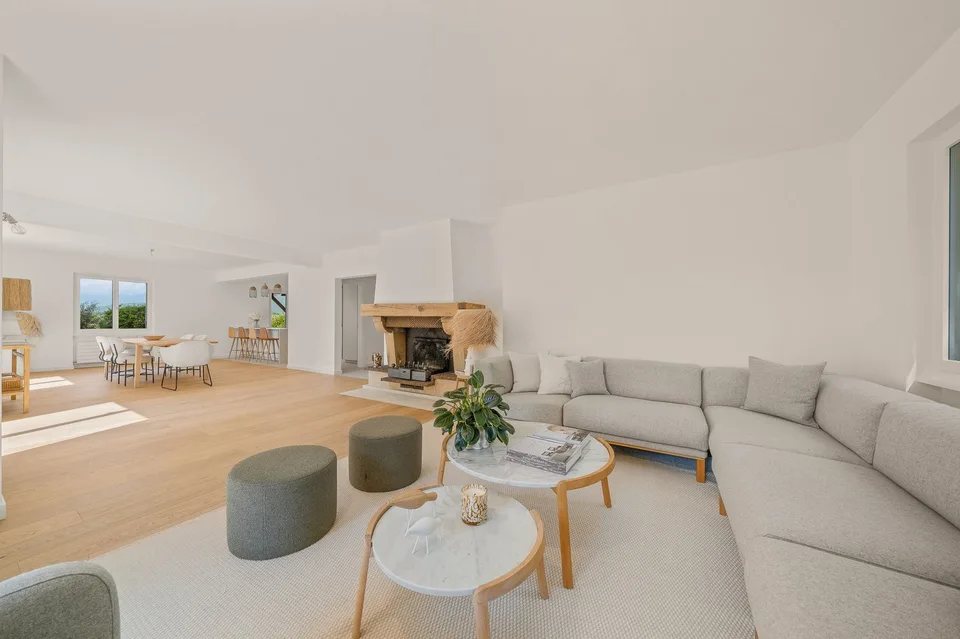 Magnifica villa individuale ristrutturata con vista panoramica a 5 minuti da Nyon