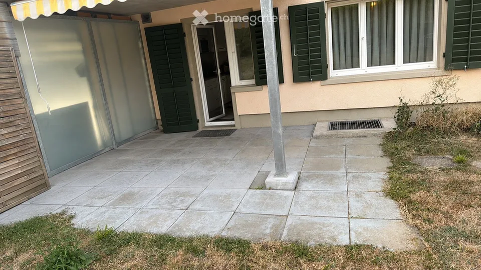 Bright 4-room apartment on the ground floor in Embrach