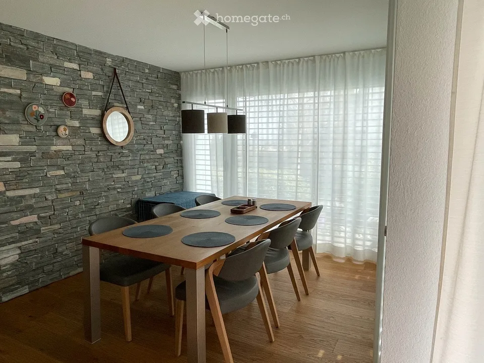 Attraktive 4.5-Zimmer-Gartenwohnung mit grosszügigem Aussenbereich