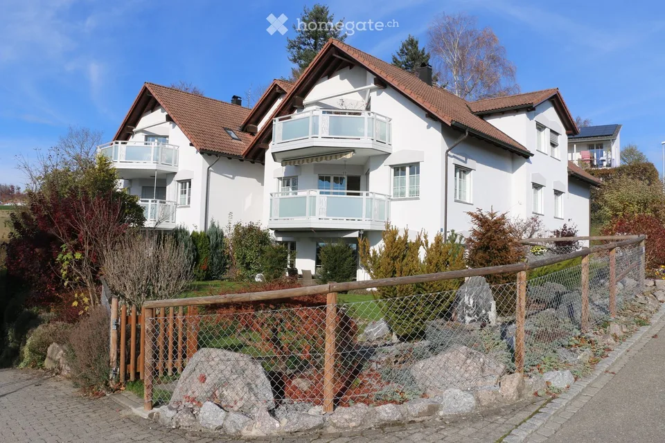 Idyllisch am Arnerbach gelegen und doch nur 12 km von Zürich entfernt