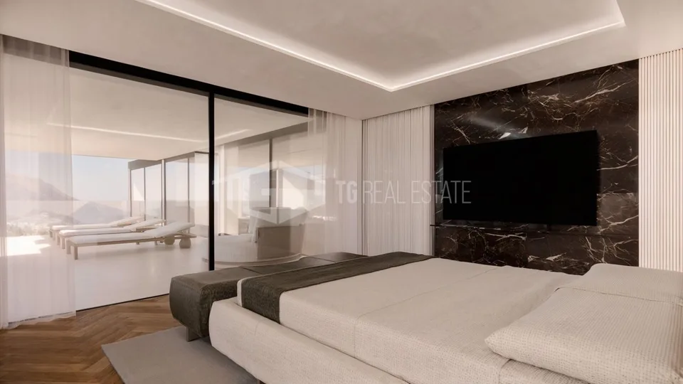 NEW 7-ROOM PENTHOUSE WITH LAKE VIEW IN PARADISE