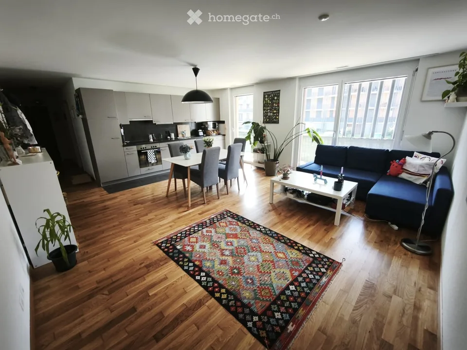 3.5 pièces avec balcon et parking à deux pas de la gare