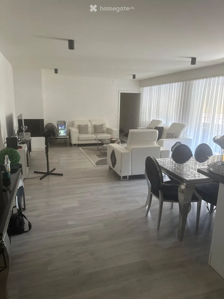 Bel appartement spacieux 1020 Renens Suisse