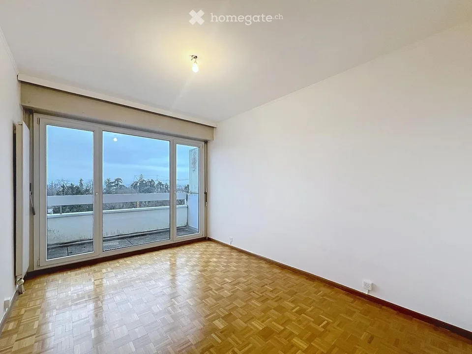 Appartement lumineux de 3 pièces avec balcon à Meyrin