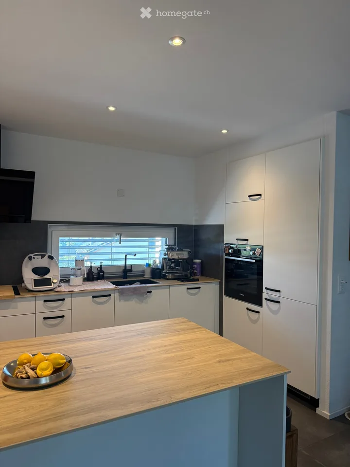 Modernes Doppeleinfamilienhaus