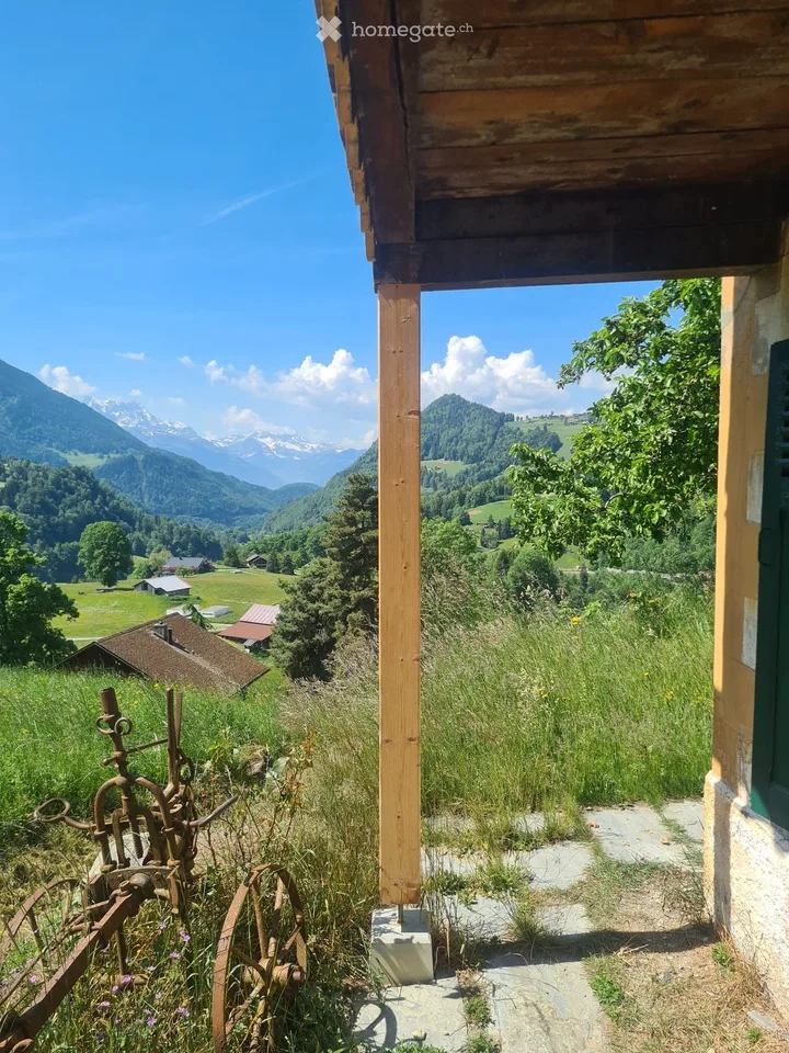 À LOUER  APPARTEMENT MEUBLÉ RÉNOVÉ  ALPES VAUDOISES