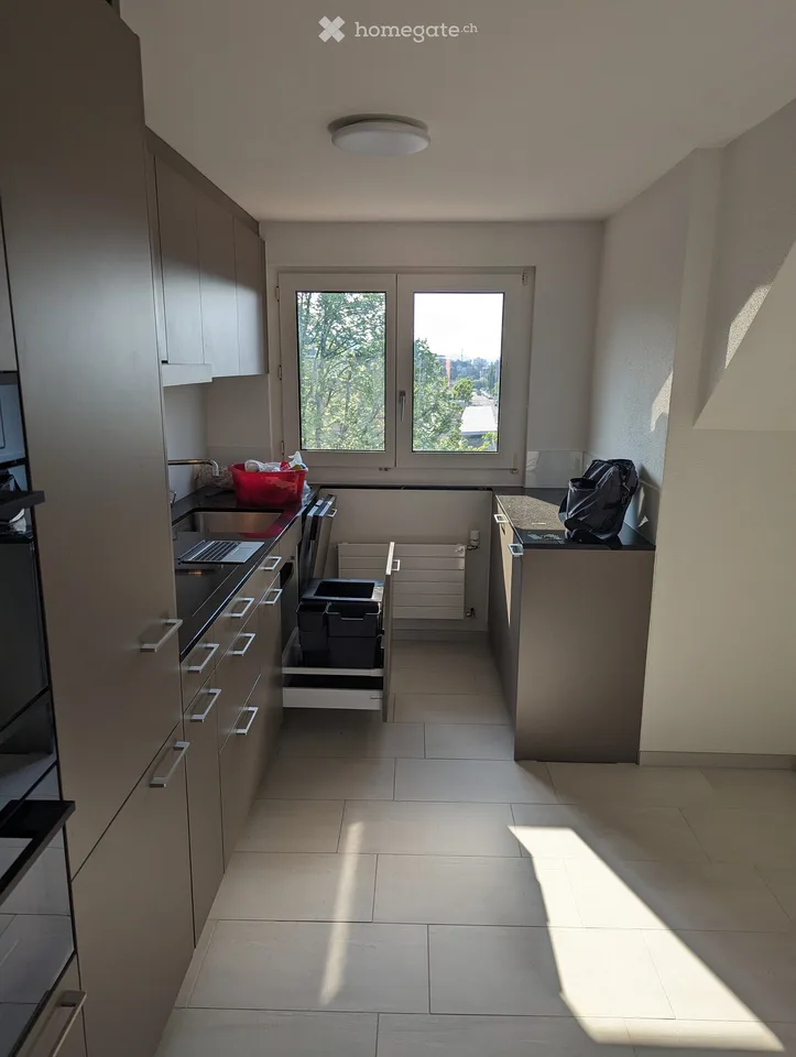 Modern 2.5-room apartment in the center of Meilen