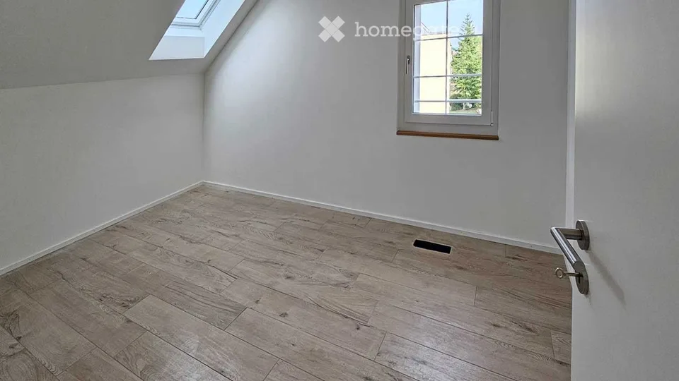 Bel appartement mansardé en centre-ville