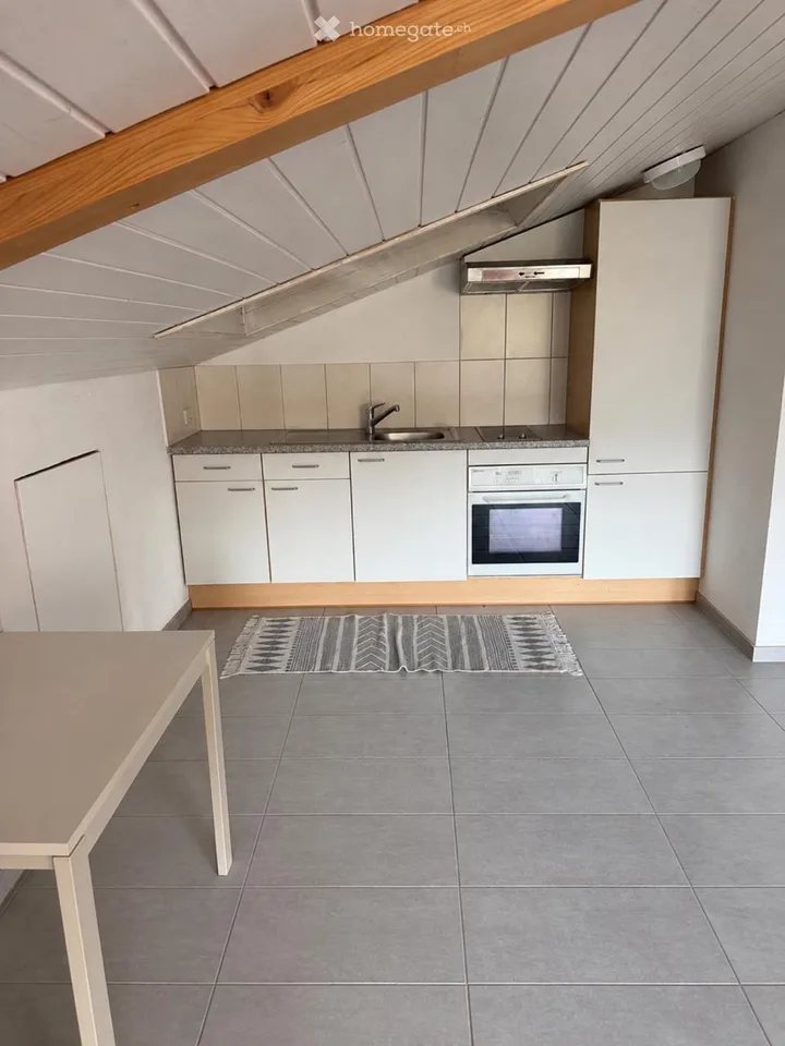 Central studio apartment with balcony