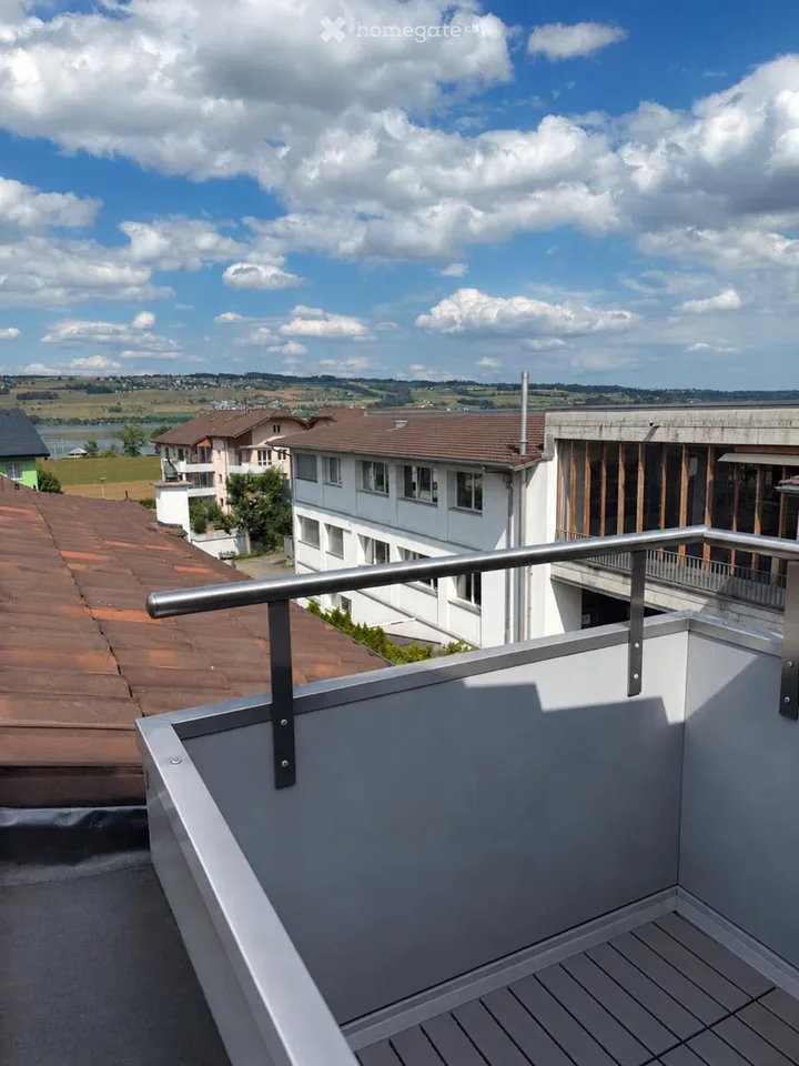 Zentrale Studiowohnung mit Balkon