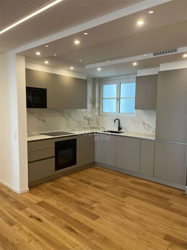 Wohnung mit 3.5 Zimmern renoviert mit großer Terrasse