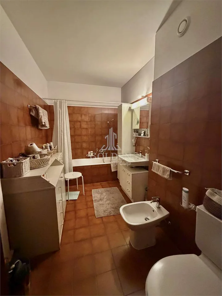 Wohnung mit 3.5 Zimmern, umgeben von Grün