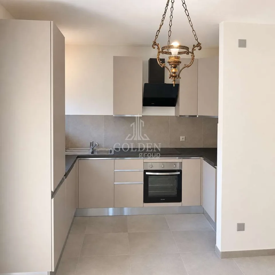 Ampio 4.5 locali ristrutturato con giardino privato a Tremona