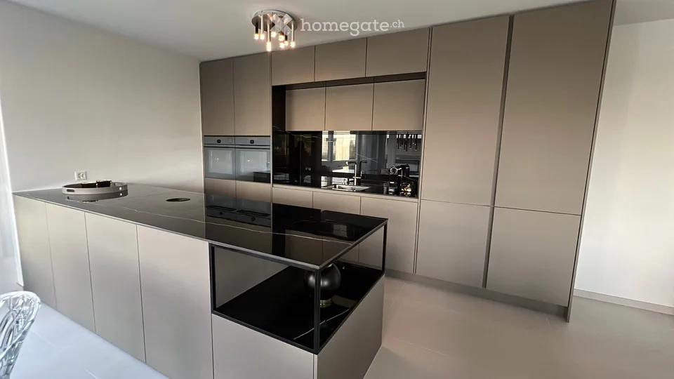 Appartement luxueux 5.5 pièces avec vue panoramique à Zürich Affoltern
