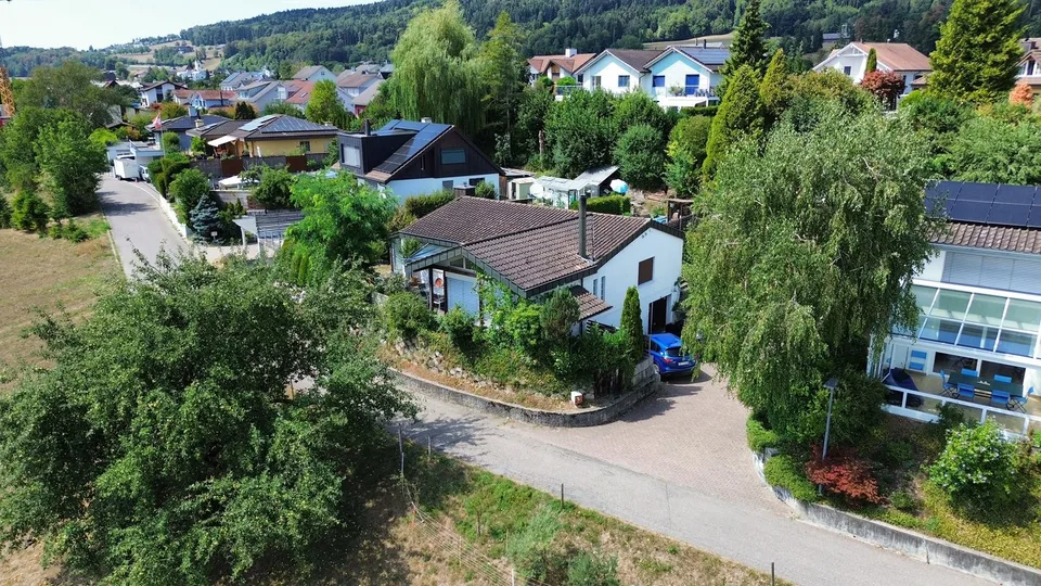 Maison de famille individuelle 5½ pièces entretenue dans le style bungalow avec une vue de rêve