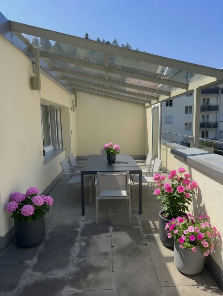Charmant 2½-pièces en attique avec grande terrasse & vue panoramique à Grub AR