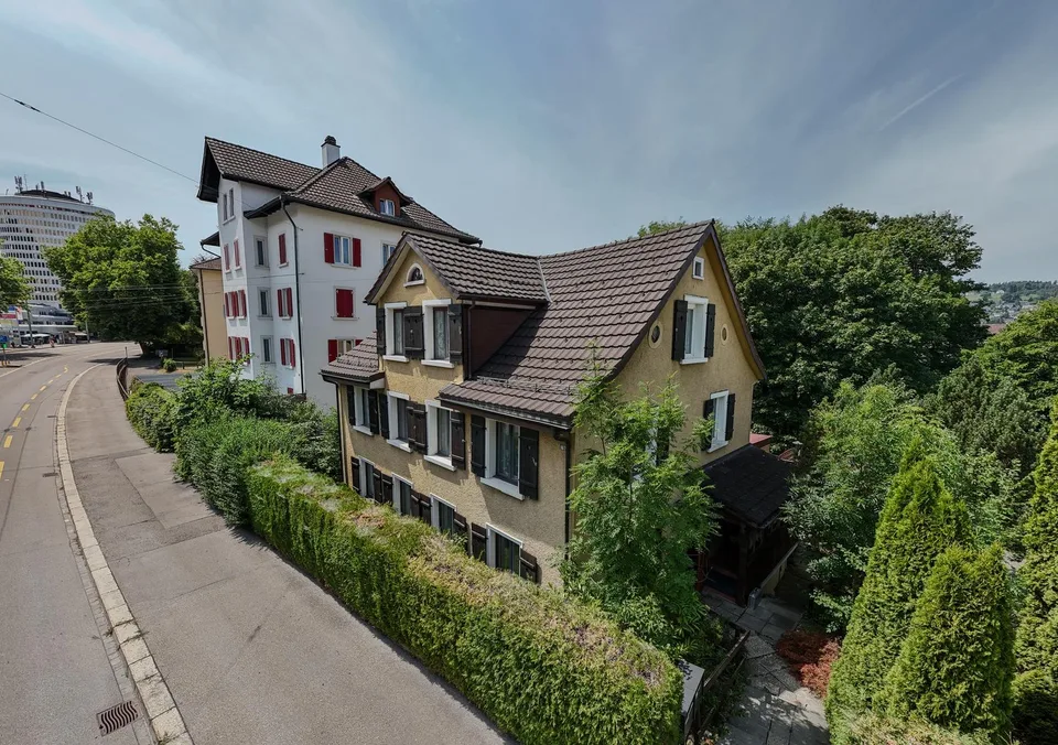 Maison multifamiliale intéressante dans un excellent emplacement - approuvée par la banque !