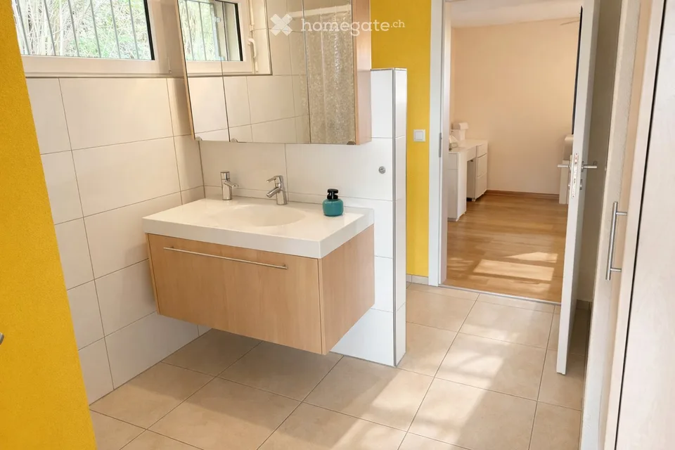 Spacious 6.5-room single-family home in Hinterforst – Available immediately!