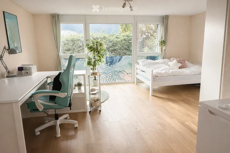 Spacious 6.5-room single-family home in Hinterforst – Available immediately!