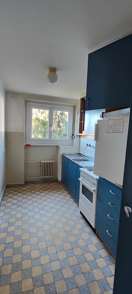 Appartement lumineux 3.5 pièces avec balcon et vue panoramique à Vacallo