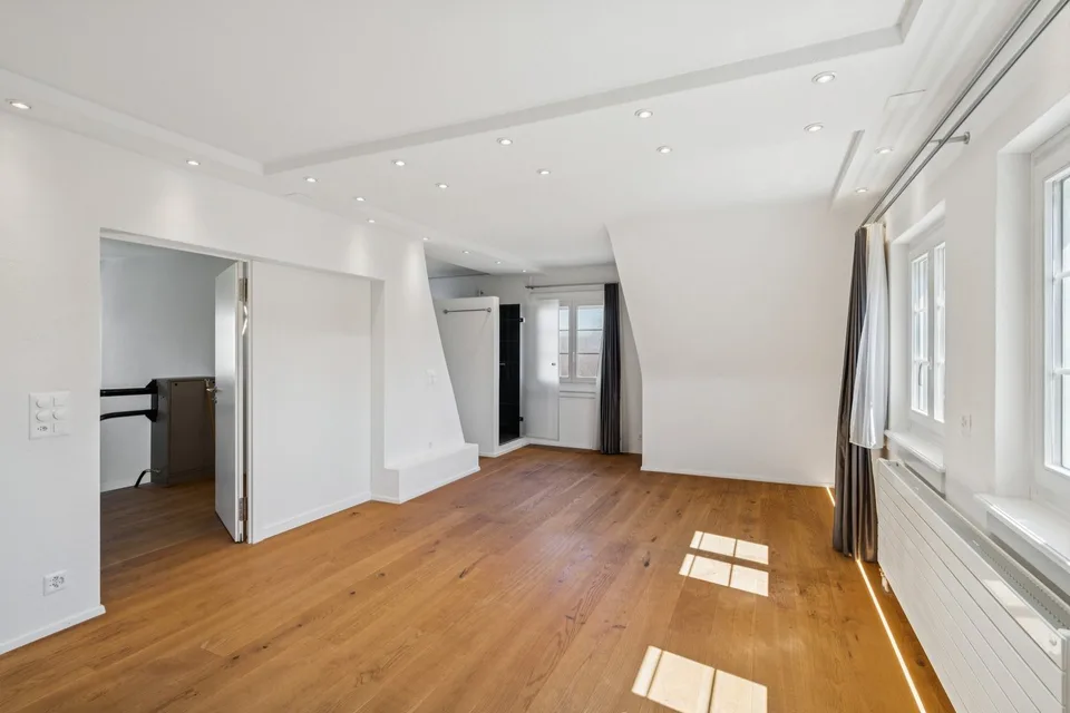 Stilvolles, grosszügiges 7 1/2-Zimmer-Einfamilienhaus