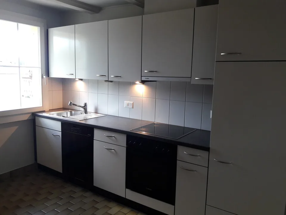Charmante 4.5-Zimmer-Wohnung im Altbau mit Balkon
