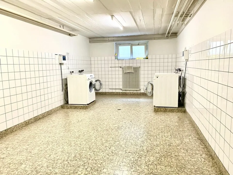 rinovato, luminoso appartamento di 4,5 locali (1021/23) Vacallo