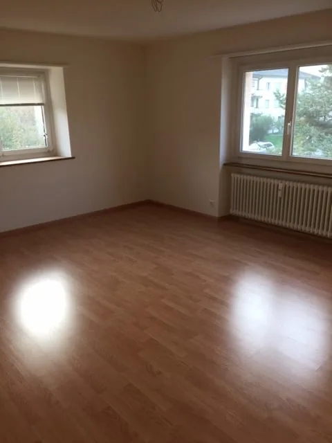 helle, sonnige 3-Zimmer Wohnung mit Balkon