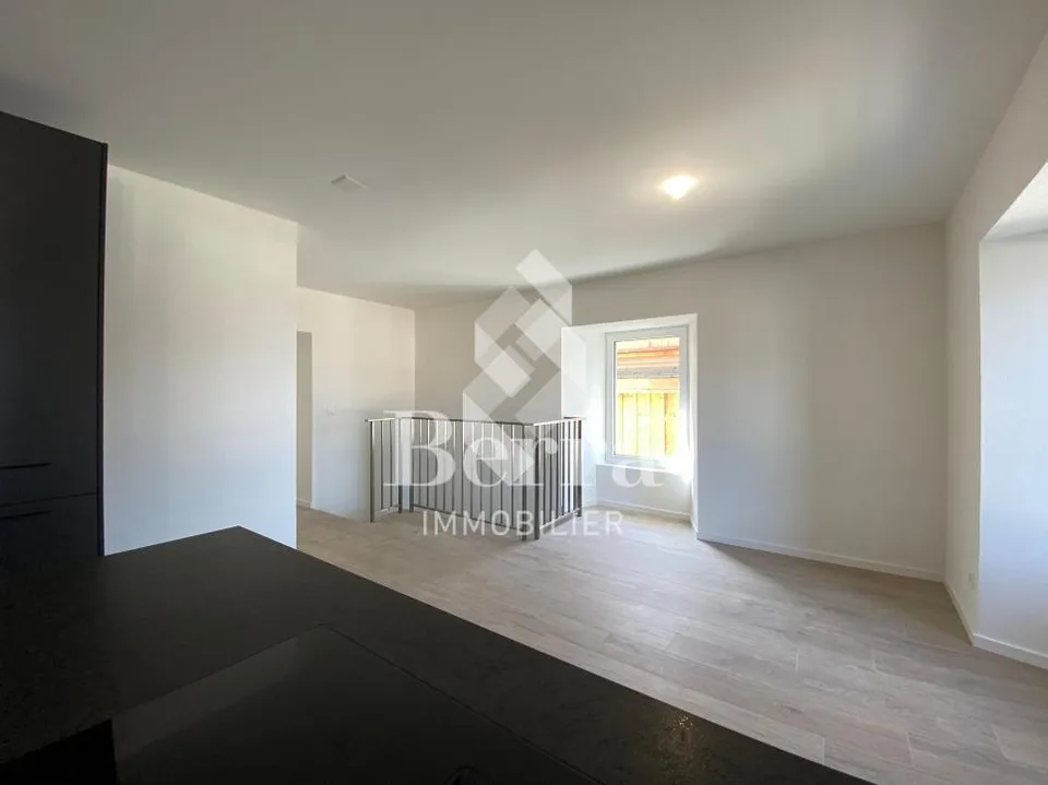 Duplex von 4,5 Zimmern + Grundstück von 405 m2