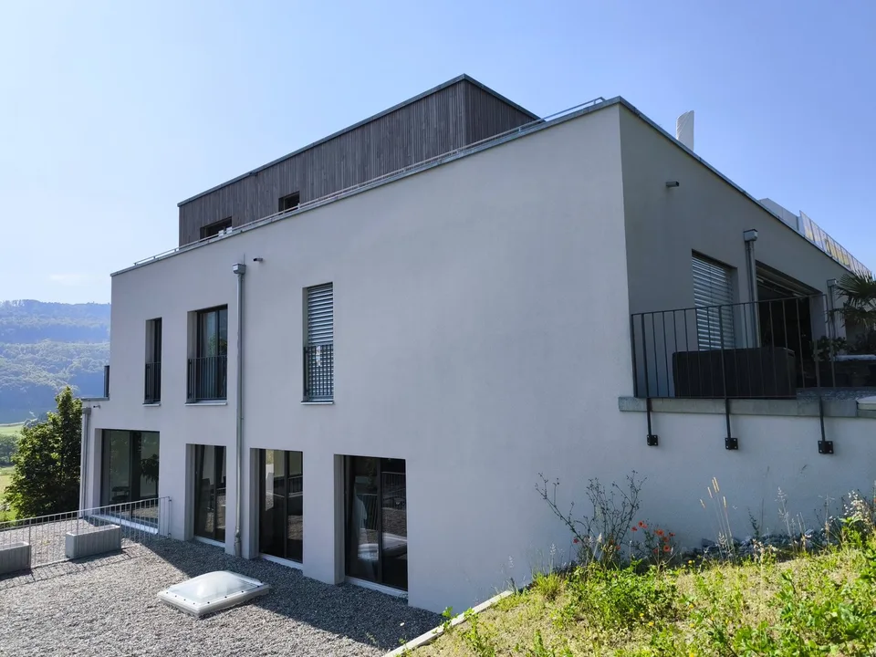 Appartamento attico moderno 4.5 locali con terrazza a Toffen