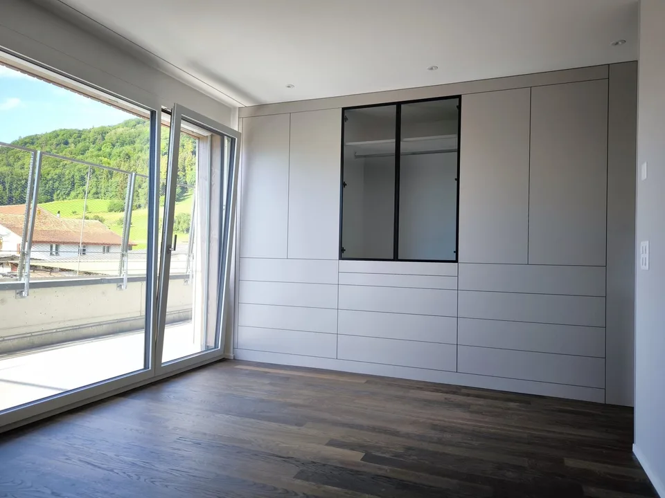 Appartamento attico moderno 4.5 locali con terrazza a Toffen