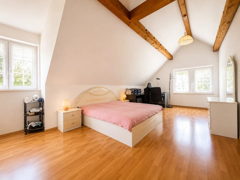 Charmante villa mitoyenne avec garages