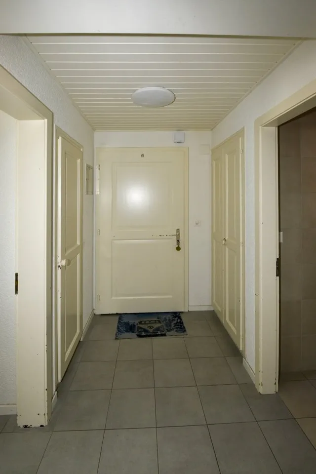 Kleines Mietshaus mit gemischter Nutzung im Zentrum von Payerne