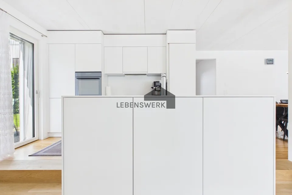 Architektur trifft Natur. Wohnen am Dorfrand von Birwinken TG