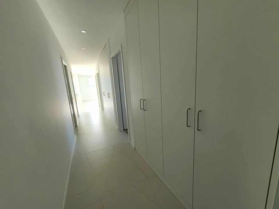 Plugin 4 - 5.5-Zimmer-Wohnung im 12. Stock