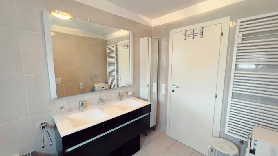 Appartement spacieux à Agno