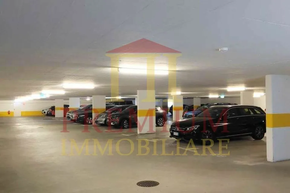 AMPIO 2.5 LOCALI A BELLINZONA