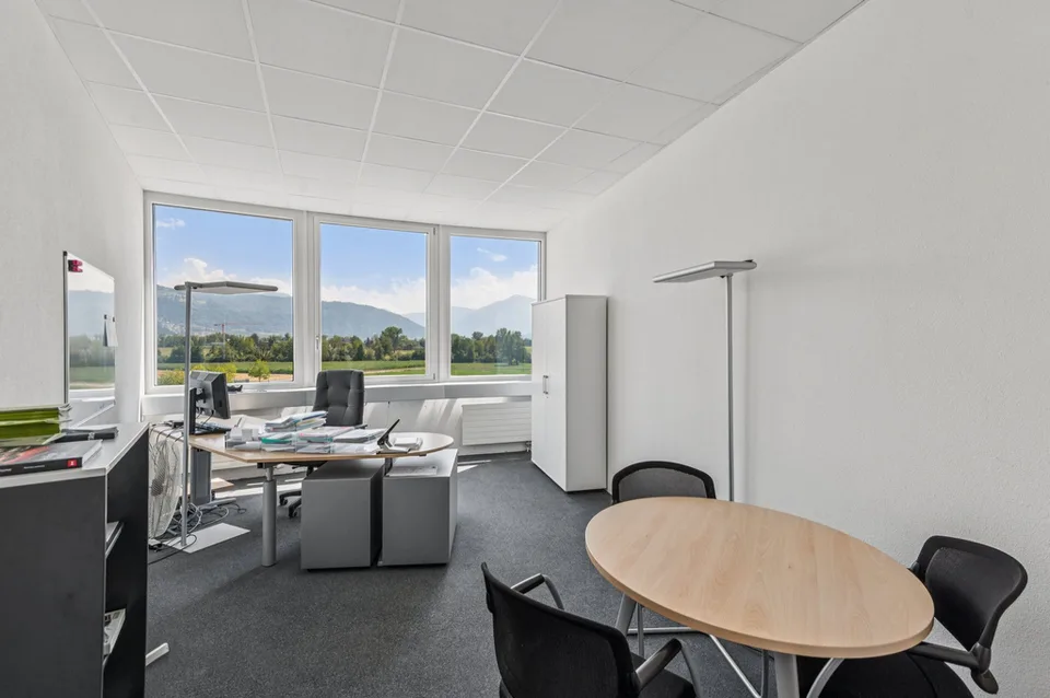 Moderne, individuell gestaltbare Bürofläche zu vermieten