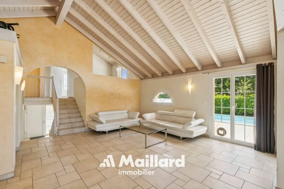 Champagne - Magnifica villa indipendente con piscina