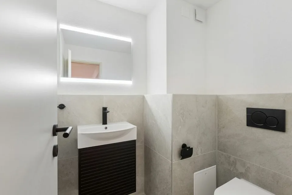 Kernsanierte 4½-Zimmer-Etagenwohnung mit grossem Balkon