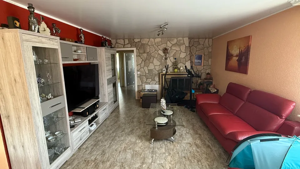 Wohnung PPE mit 4,5 Zimmern und Garage in Boudry
