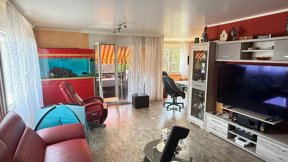 Appartement PPE de 4,5 pièces avec garage à Boudry